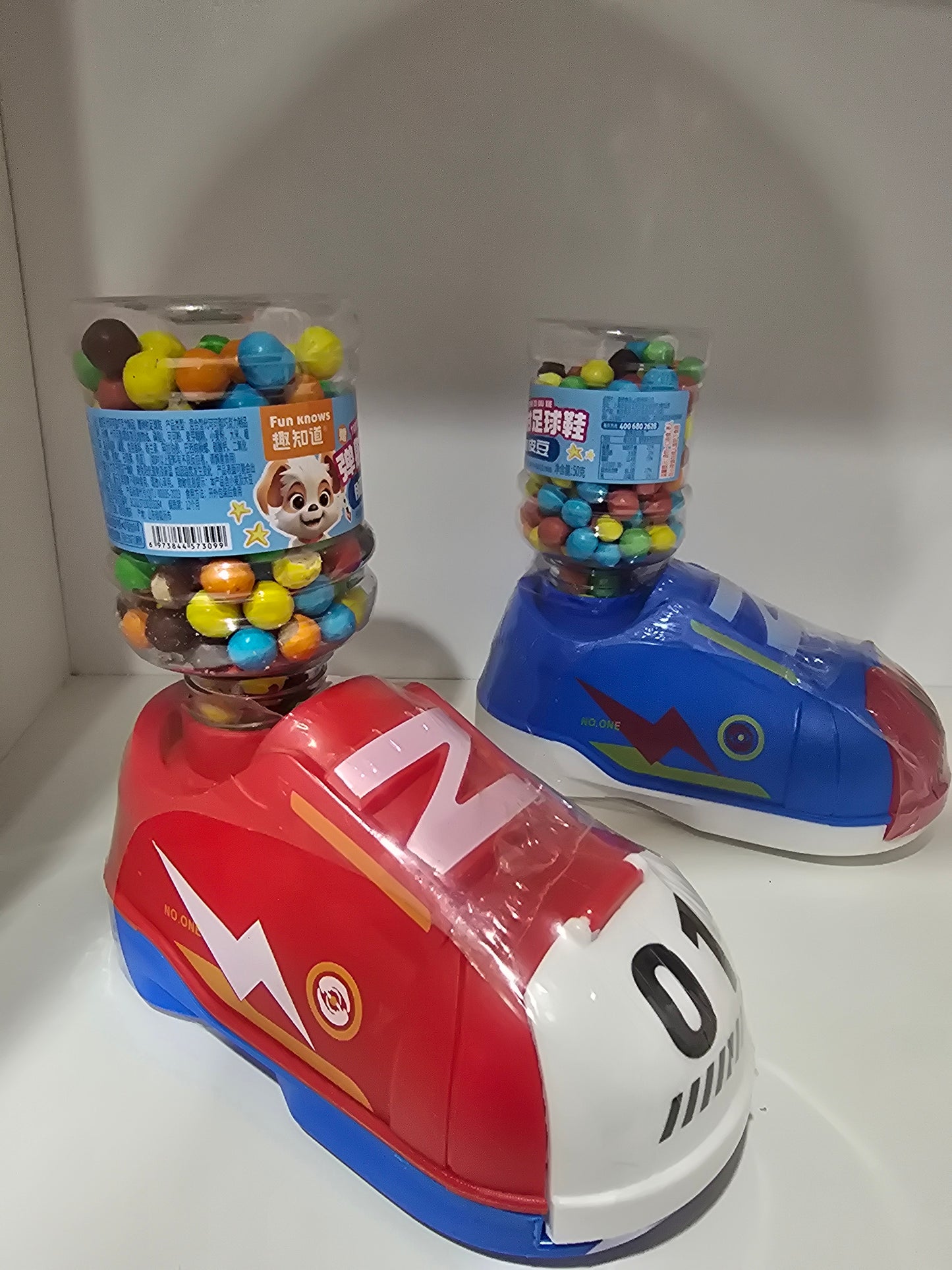 Dispensador caramelo forma zapatilla