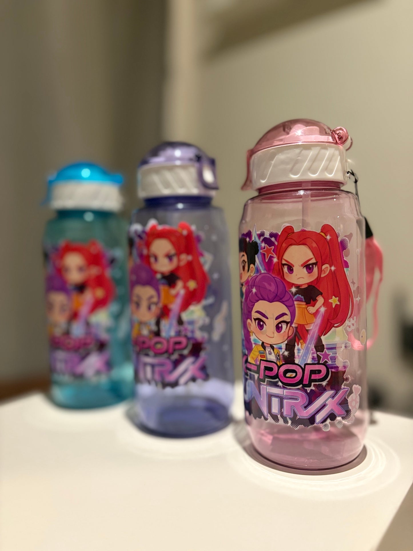Botella las guerreras del K- Pop